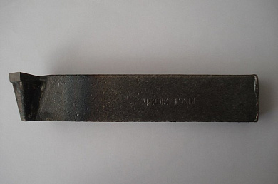 Резец проходной отог. Т5-К10  16х25х140