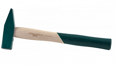 Молоток с деревянной ручкой 0.6кг M09600