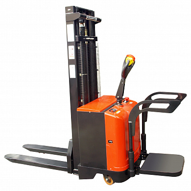 Штабелер самоходный GROST SHED 15/30